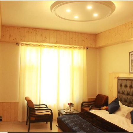 Hotel Bodh International Manali  Ngoại thất bức ảnh